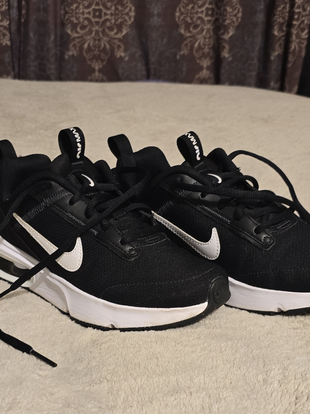 Nike Air Max DH9393-002 Black White Mesh Kids Sneakers Cushioned 5Y